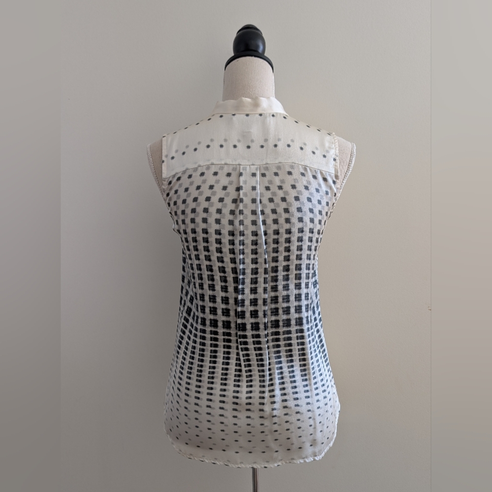 Judith & Charles Silk Bow Tie Sleeveless Top - Picture 11 of 11